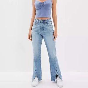 American Eagle 90s curvy bootcut jeans. New with tags!